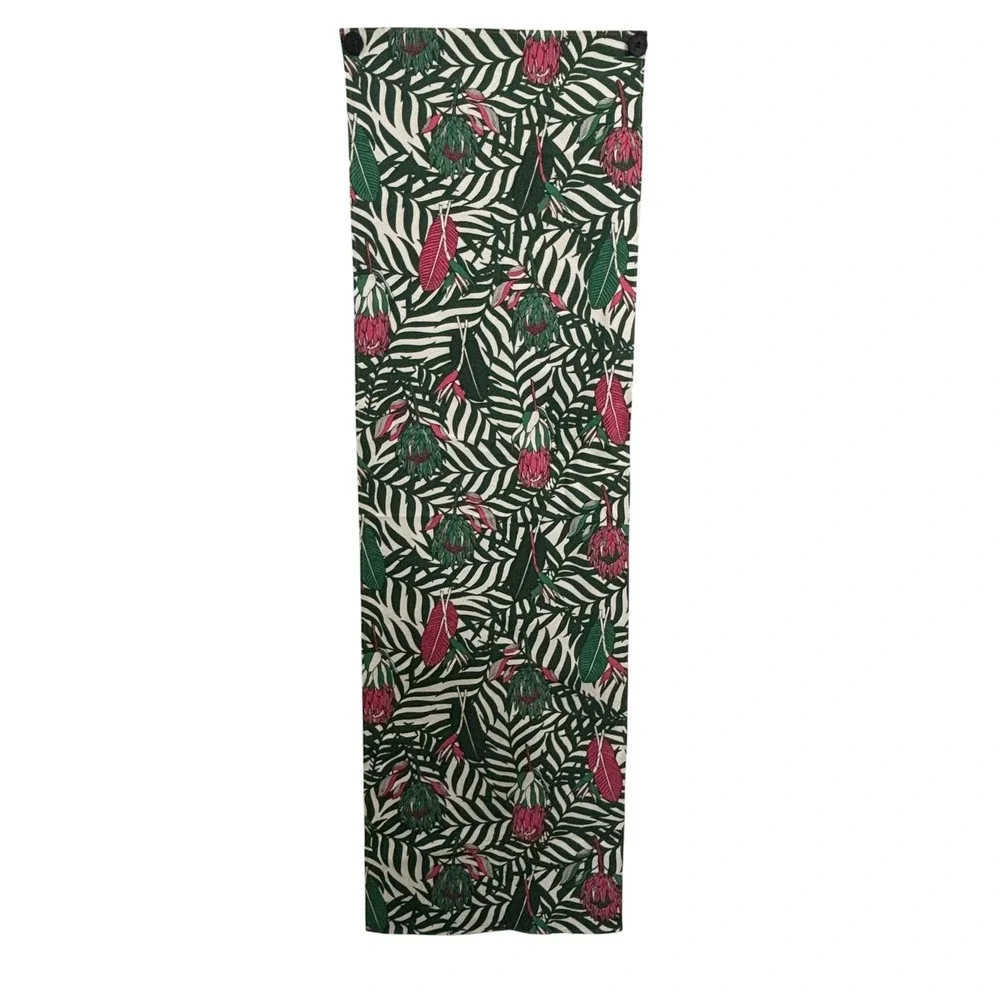 A Love Supreme South Africa Cotton Table Runner Pink‎ Protea Tropical Green Leaf